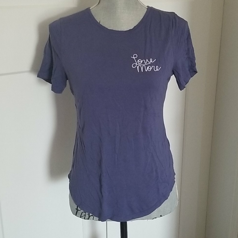 3/$15 Old Navy shirt